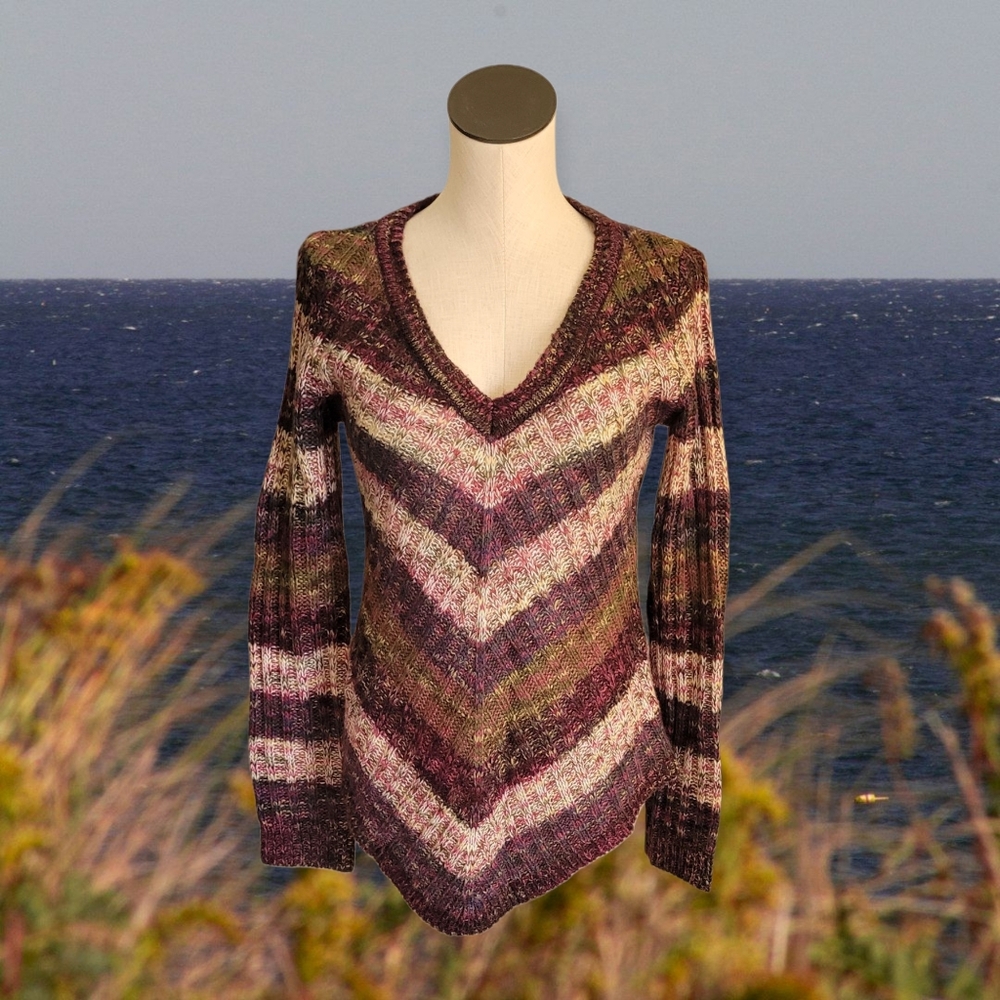 Almost Famous Burgundy and Cream Chevron V-Neck Sweater